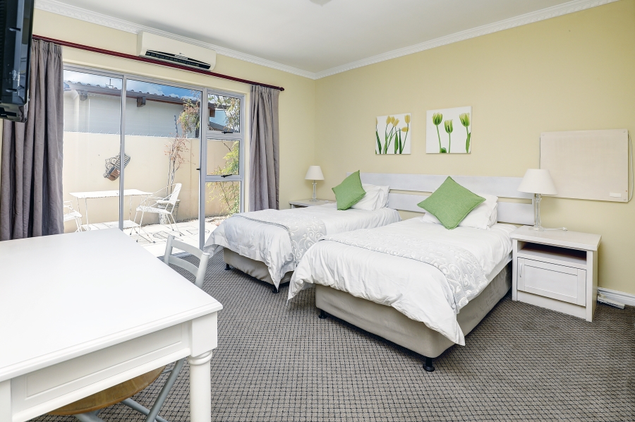 5 Bedroom Property for Sale in Vygeboom Western Cape